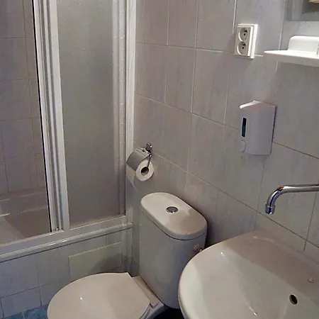 Hasa Prague