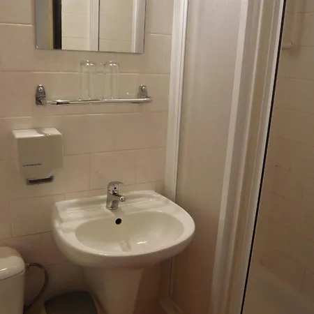 Hasa Otel 2*