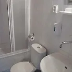 哈萨酒店 2*